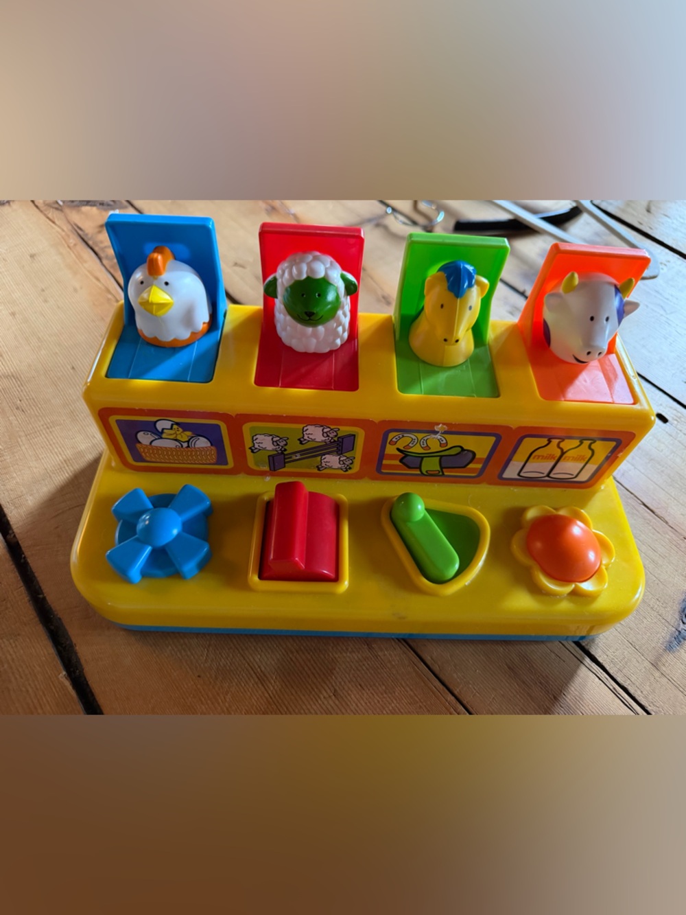 Yellow Farm Animal Pop-Up Toy - Kids Interactive Shape Sorter